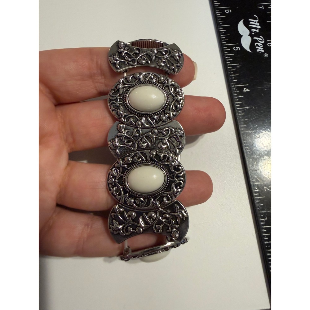 Silver Tone White Cabochon Filigree Stretch Panel Bracelet Floral Western Boho